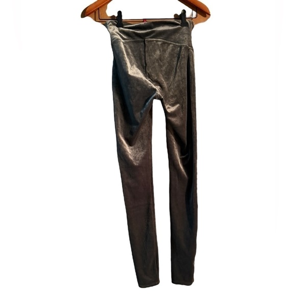 SPANX green velvet leggings - Picture 5 of 8